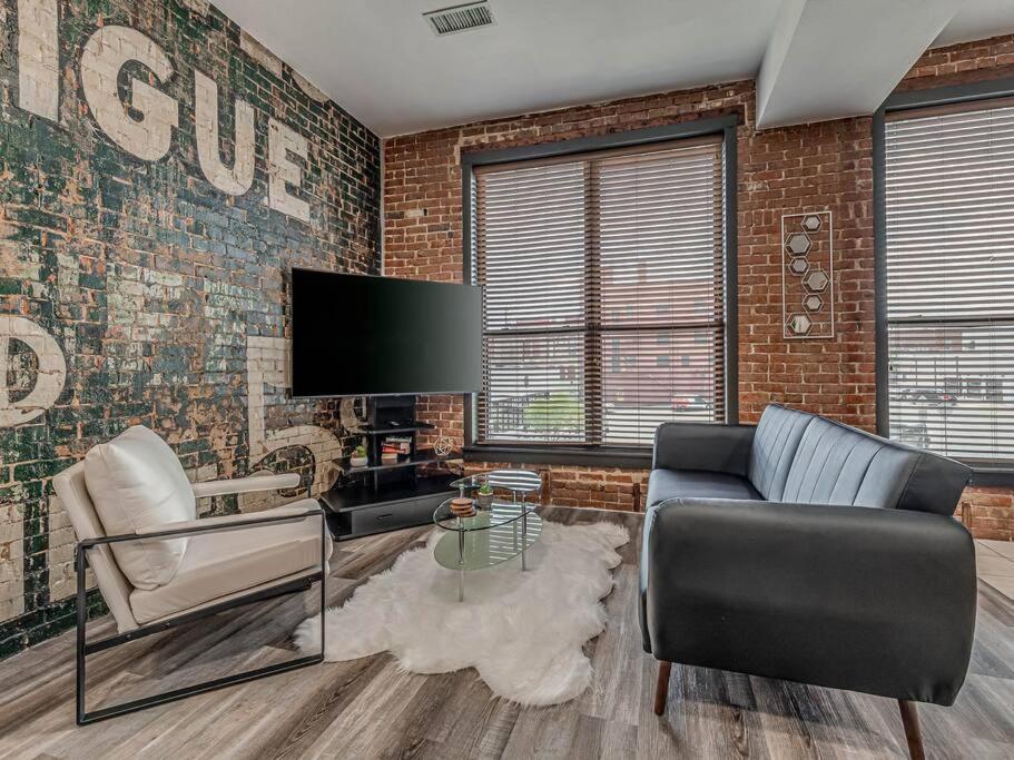 Deluxe Studio In Historic Downtown Building! Bartlesville Ngoại thất bức ảnh